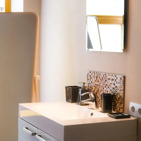 A9a Apartment